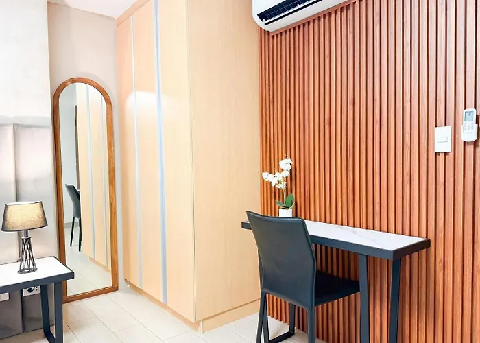 Luxe In The Heart Of Uptown Bgc #oursw20g * Manila