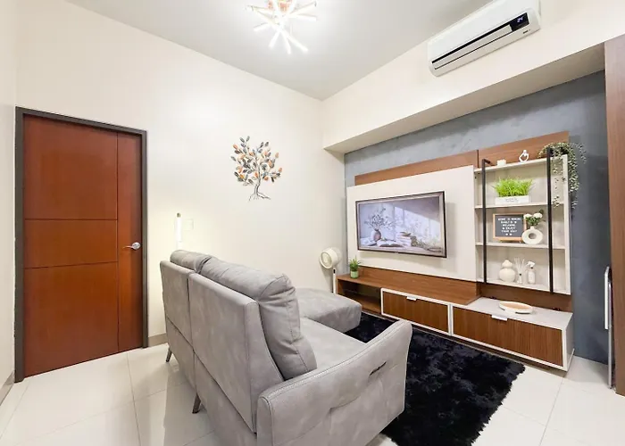 別荘 Luxe In The Heart Of Uptown Bgc #oursw20g マニラ市