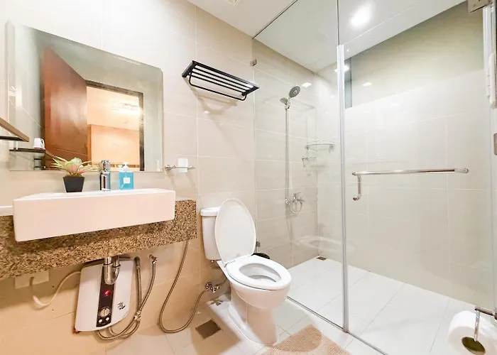 Luxe In The Heart Of Uptown Bgc #oursw20g *
