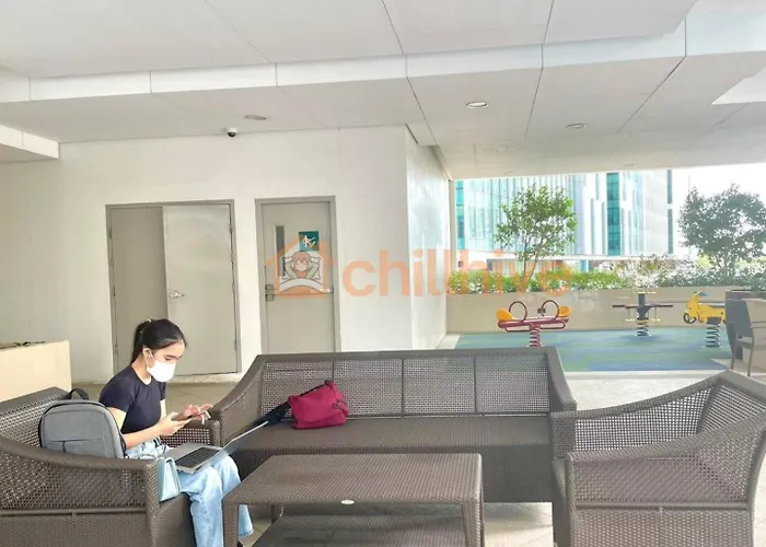 Luxe In The Heart Of Uptown Bgc #oursw20g *